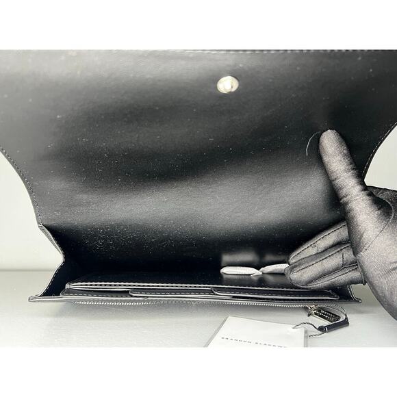 Brandon Blackwood Travel Pouch with Removable Leather Insert - Picture 9 of 10